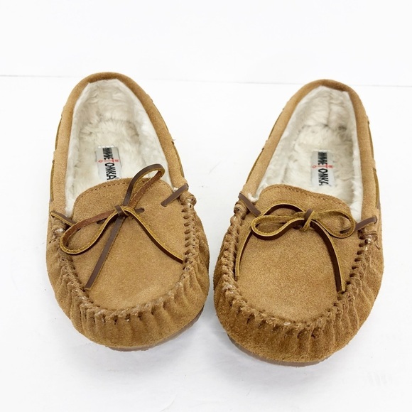 Minnetonka Junior trapper tan suede slippers - Picture 7 of 10